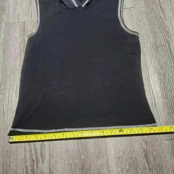 Vintage 80s basic black sleeveless hooded top with white contrast stitching - Picture 12 of 12